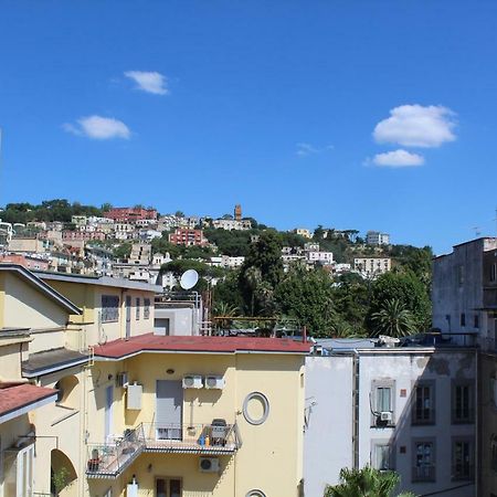 L'Occhio Sul Vesuvio Appartamento Con Terrazza Privata E Casa Vacanza Senza Terrazza Privata Naples Luaran gambar